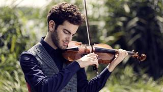 Emmanuel Tjeknavorian Geige