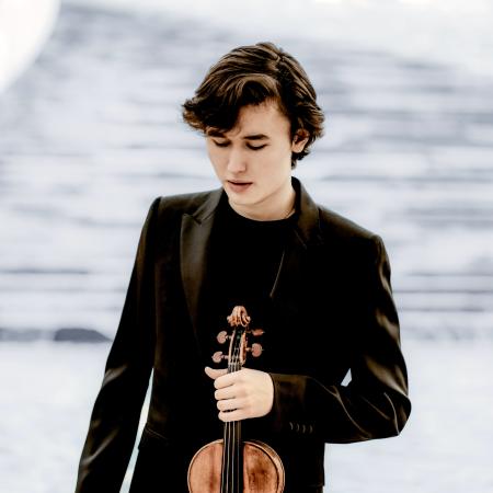 Daniel Lozakovich © Lyodoh Kaneko / Deutsche Grammophon